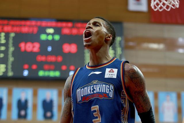 宫鲁鸣分管男篮备战工作 CBA恢复全员体测